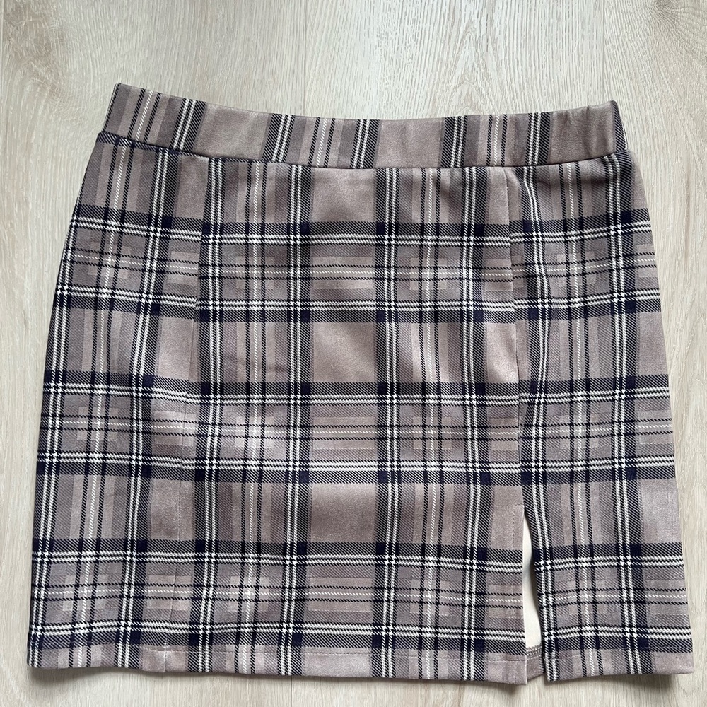 French Kiss Plaid Mini Skirt Size Large
